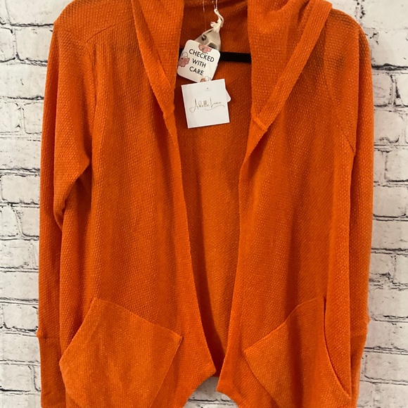 ANDTHEWHY WOMENS CARDIGAN.  NWT - Picture 2 of 9